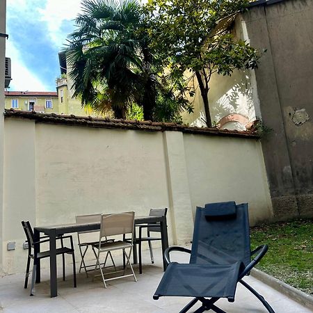 Lr Deluxe Apartments - Porta Venezia - Bilocale Con Giardino Privato Milano Ngoại thất bức ảnh