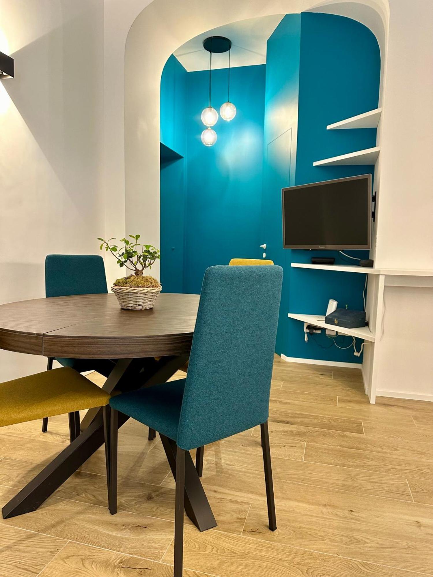 Lr Deluxe Apartments - Porta Venezia - Bilocale Con Giardino Privato Milano Ngoại thất bức ảnh