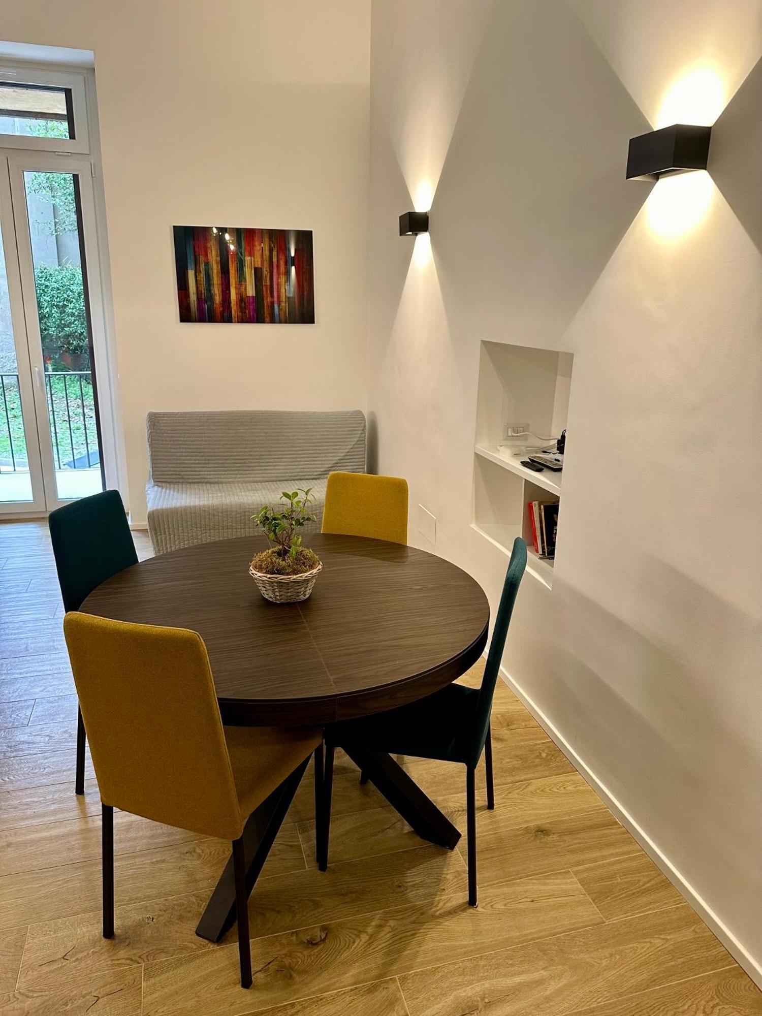 Lr Deluxe Apartments - Porta Venezia - Bilocale Con Giardino Privato Milano Ngoại thất bức ảnh