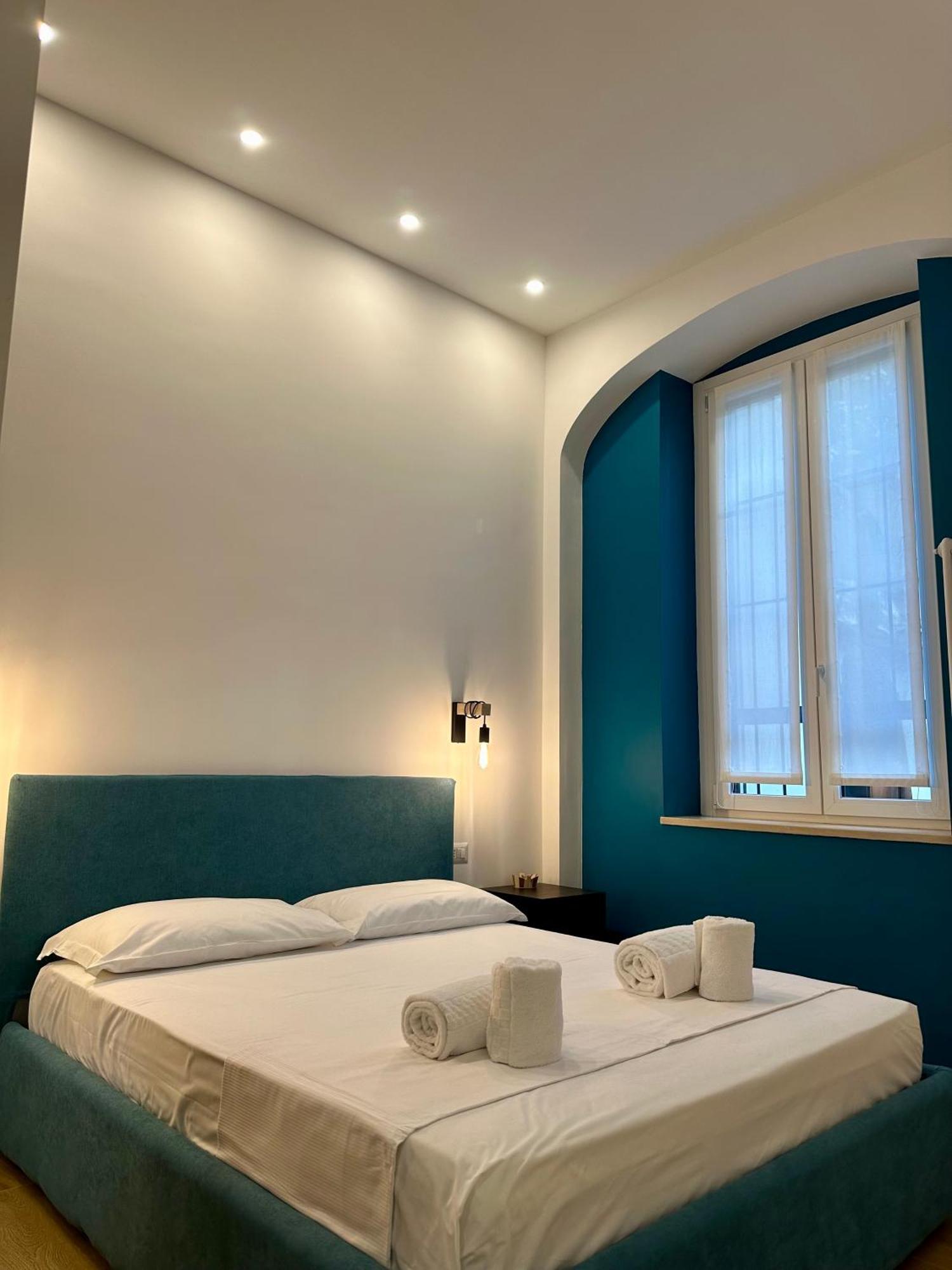 Lr Deluxe Apartments - Porta Venezia - Bilocale Con Giardino Privato Milano Ngoại thất bức ảnh